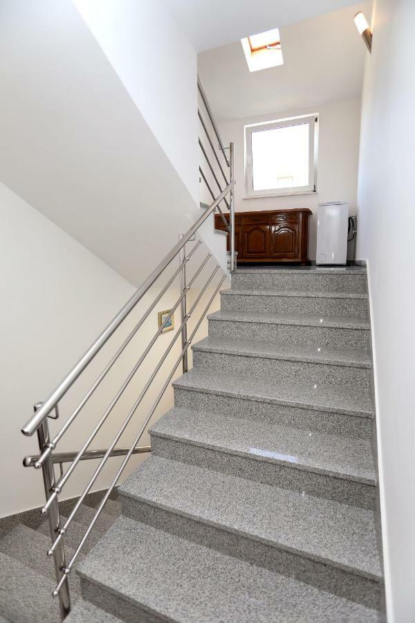Apartment Ivan Kaštel Sućurac Zewnętrze zdjęcie